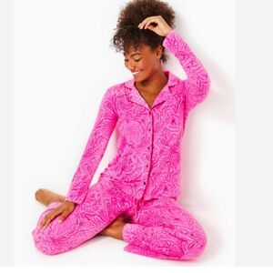 Lilly Pulitzer PJ SET in Pinky with a promise Breast Cancer  Awareness Print.